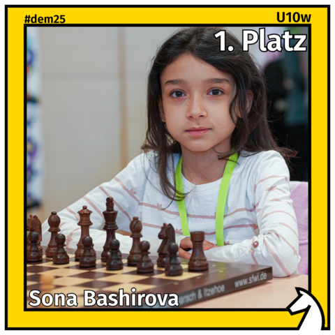 Zu sehen ist die Siegerin der U10w, Sona Bashirova, in einem goldenen Rahmen
